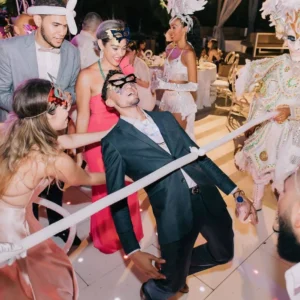 HORA LOCA PERFORMANCES
