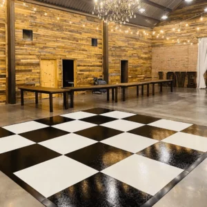 BLACK & WHITE CHECKERED FLOOR
