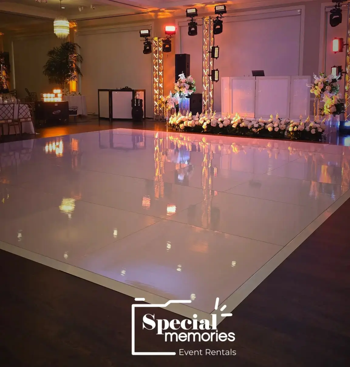 Luxury white dance floor rental with glossy finish for an elegant wedding reception in Miami.