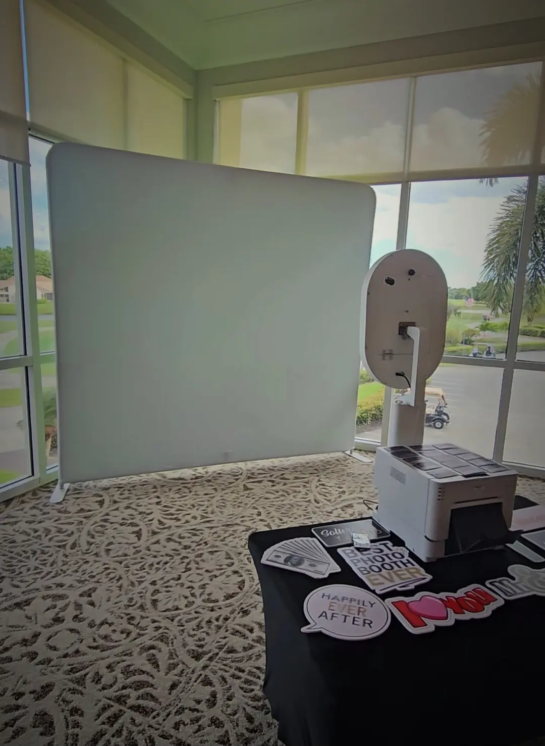 Open air iPad Photo Booth setup for a Palm Beach County wedding